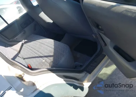 1997 Jeep Cherokee Sport из США, поврежденный, VIN 1J4FT68S0VL563012